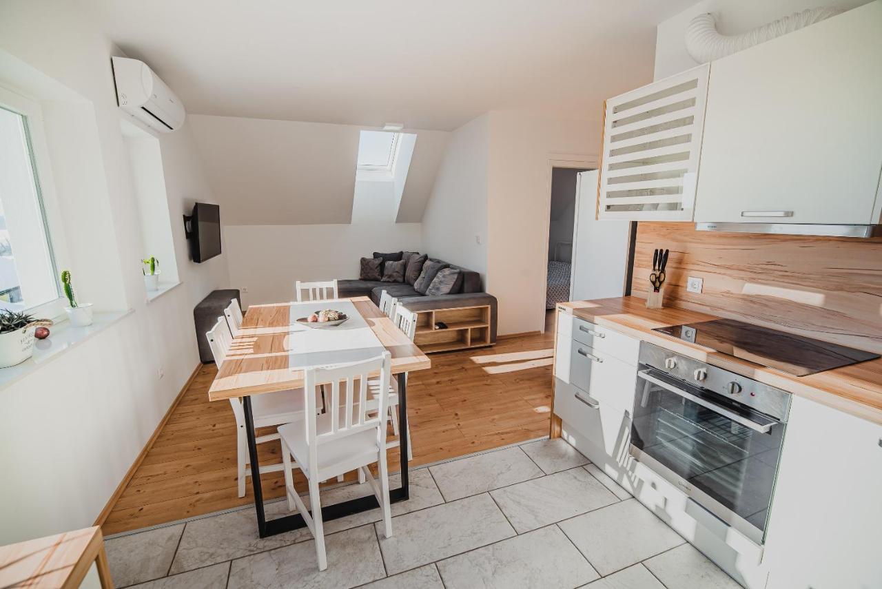 Apartments Rozalija Preddvor Eksteriør billede
